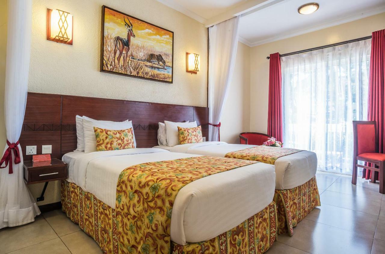 Prideinn Hotel Raphta Ναϊρόμπι Εξωτερικό φωτογραφία